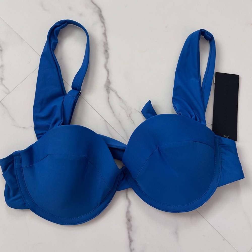 NWT Gianni Bini Blue Underwire Bikini Top Push Up Swim Top Bombshell Resort Swim